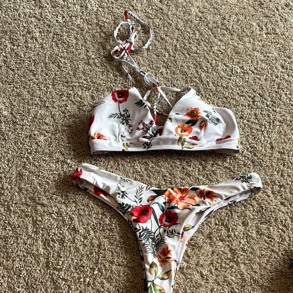 SHEIN Floral Bikini - White and Red